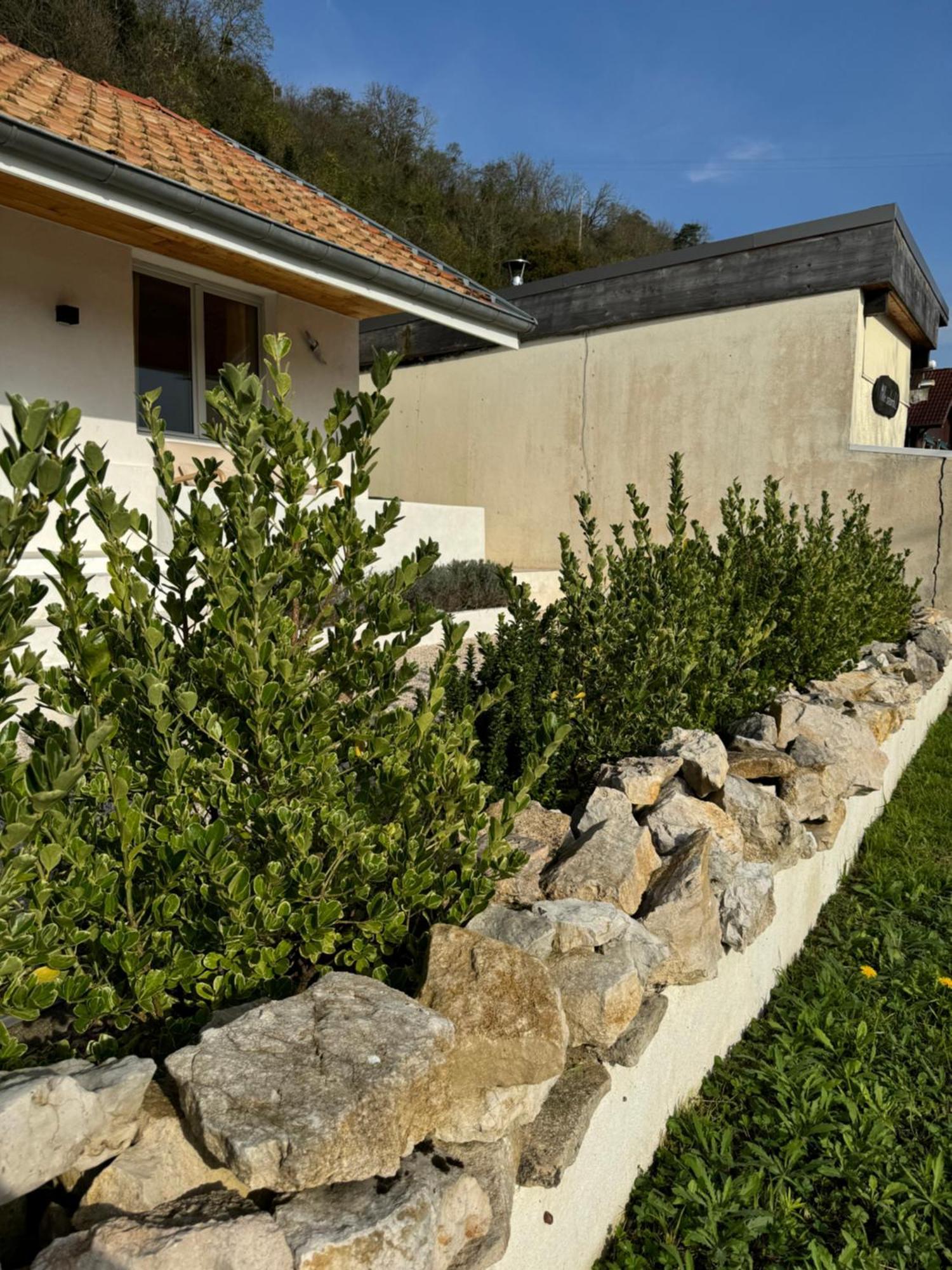 Rochefort-sur-Nenon Maison Au Bord De L'Eau Les Roches מראה חיצוני תמונה